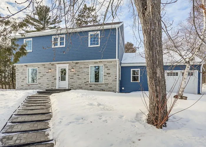 Spacious Home Near Lake Bemidji With Game Room!