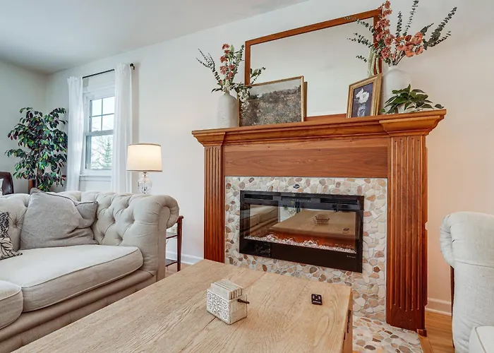 Spacious Home Near Lake Bemidji With Game Room!